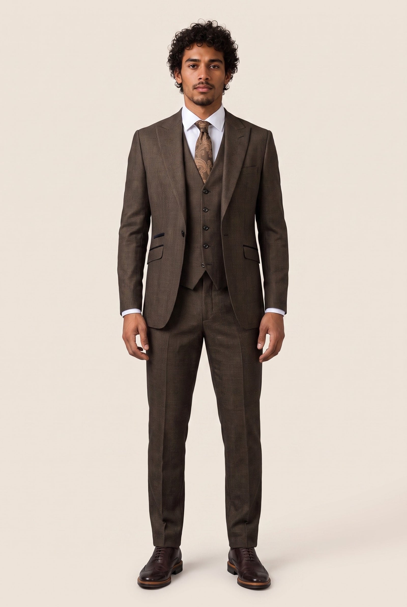 Look #1004 styled with Pánský třídílný kostkovaný oblek z tvídu, černý, hnědý, padnoucí, svatební, Peaky Classic