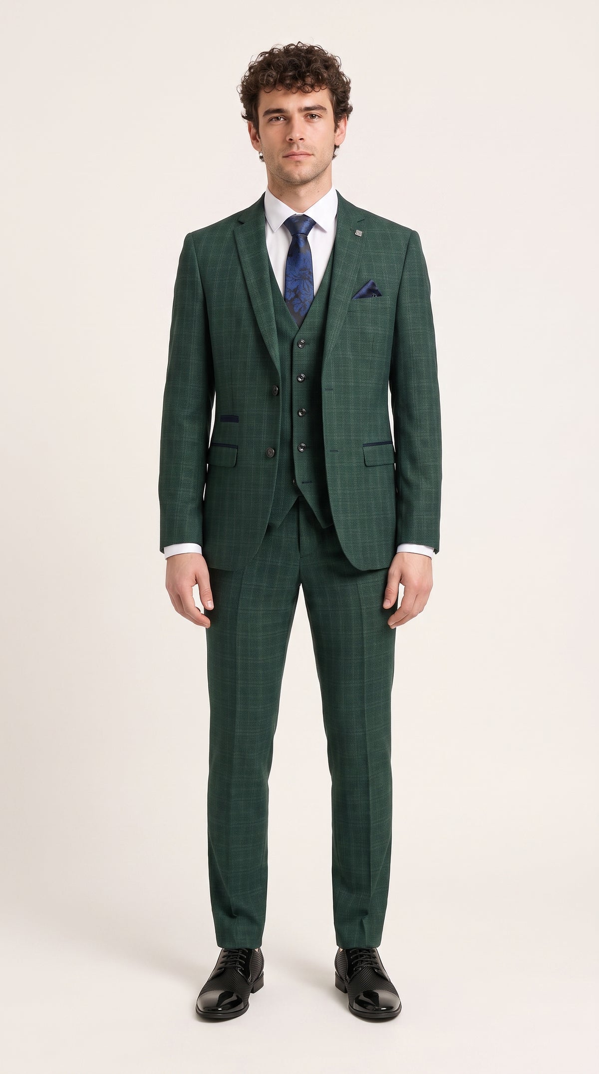 Look #342 styled with Leo - Pánský zelený třídílný kostkovaný oblek padnoucího střihu