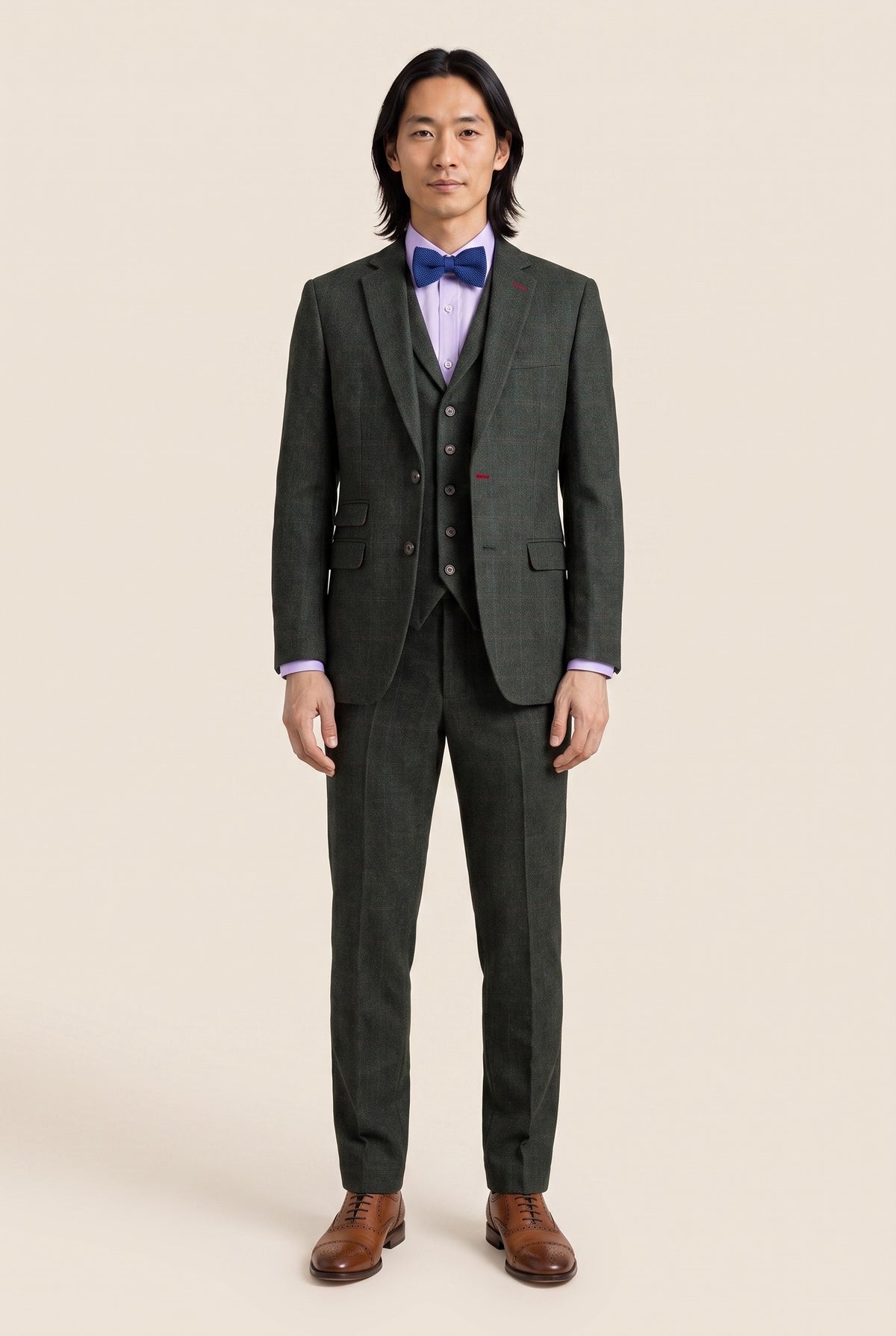 Look #1003 styled with Pánský třídílný zelený tvídový oblek Joshua slim fit