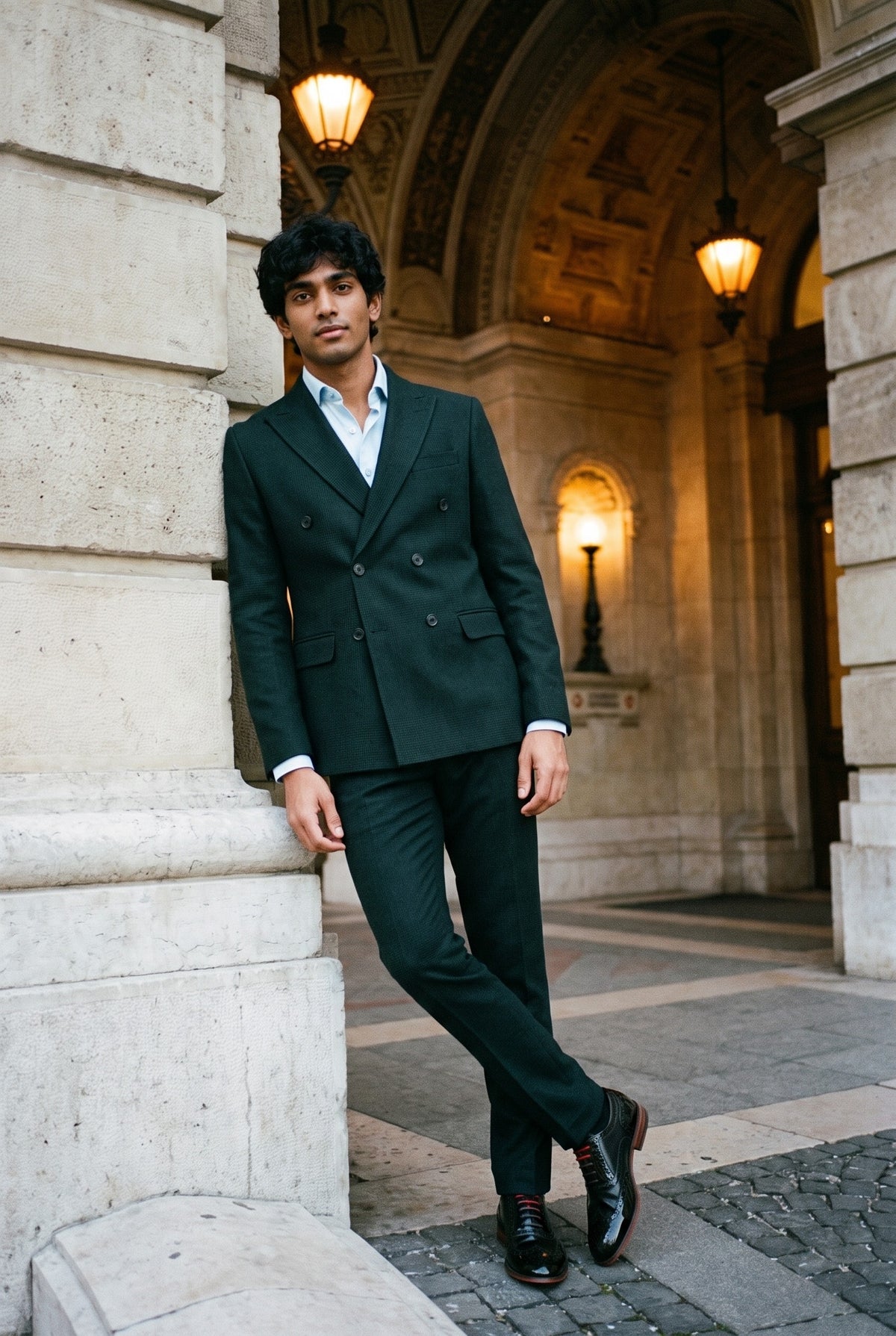 Look #588 styled with Regent - Pánský zelený dvoudílný oblek s dvojitým zapínáním
