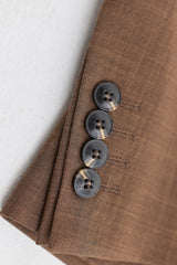 Pánský třídílný oblek James v hnědé barvě s klasickým střihem