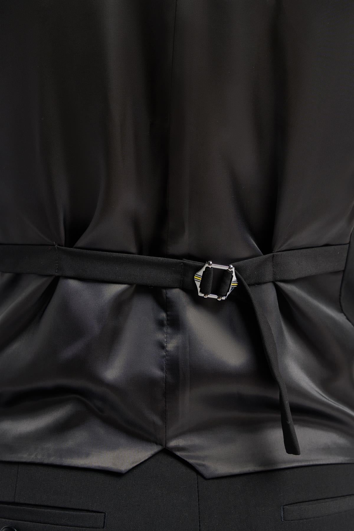 Malibu - Pánská černá vesta na míru