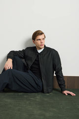 Pánská černá minimalistická elegantní bomber bunda