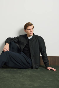 Pánská černá minimalistická elegantní bomber bunda