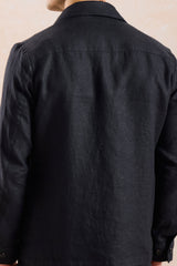 Pánská letní souprava z černé lněné bundy na zip a hnědých kalhot, elegantní ležérní outfit
