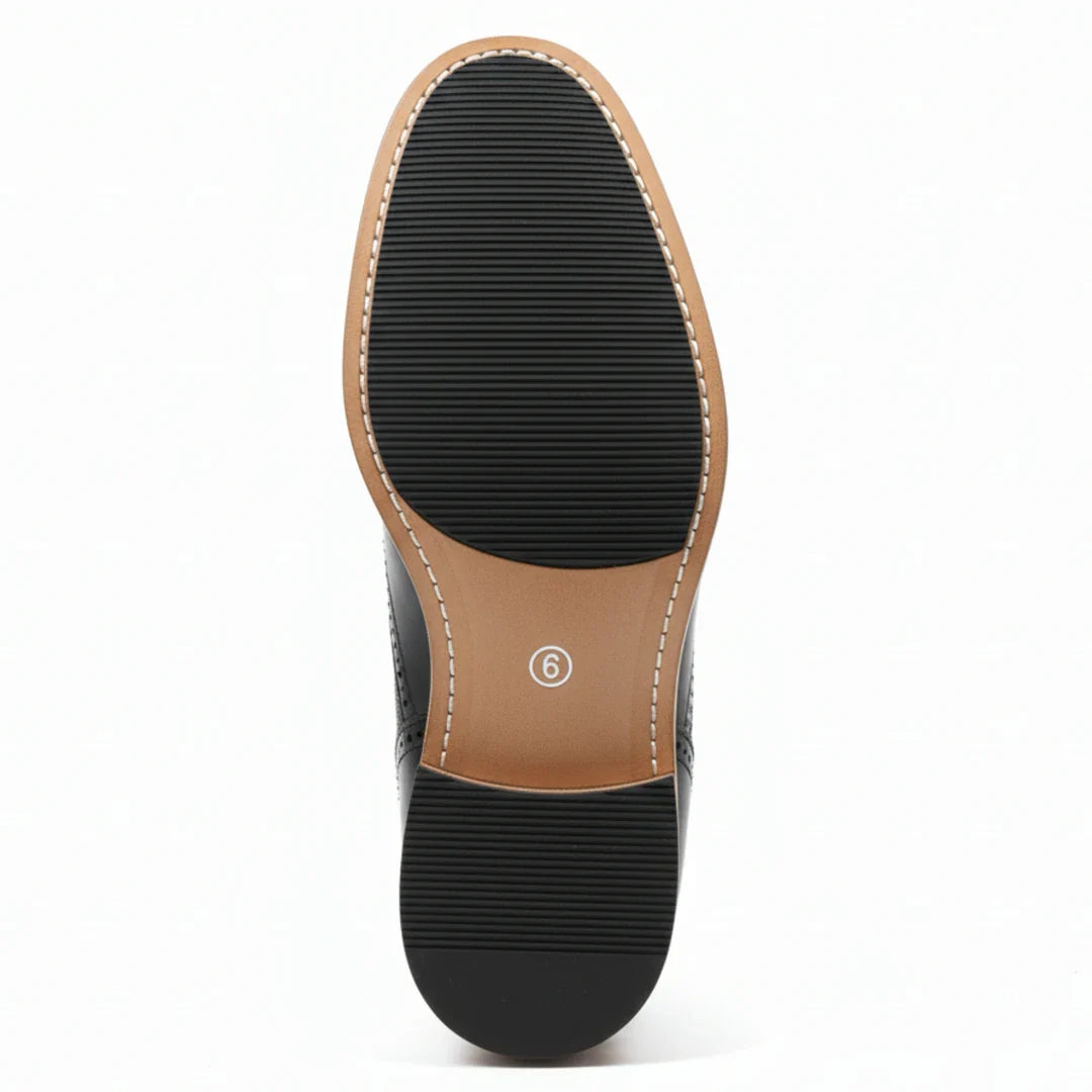 Pánské kotníkové boty s brogue vzorem