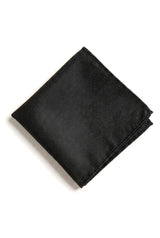 Dárková sada s hedvábnou texturou v černé kravatě, kapesníček do saka, manžetové knoflíčky, kravata, matný satén